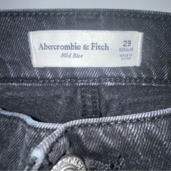 Abercrombie & Fitch Mid Rise Cropped Jeans size 29‎ - Picture 8 of 9